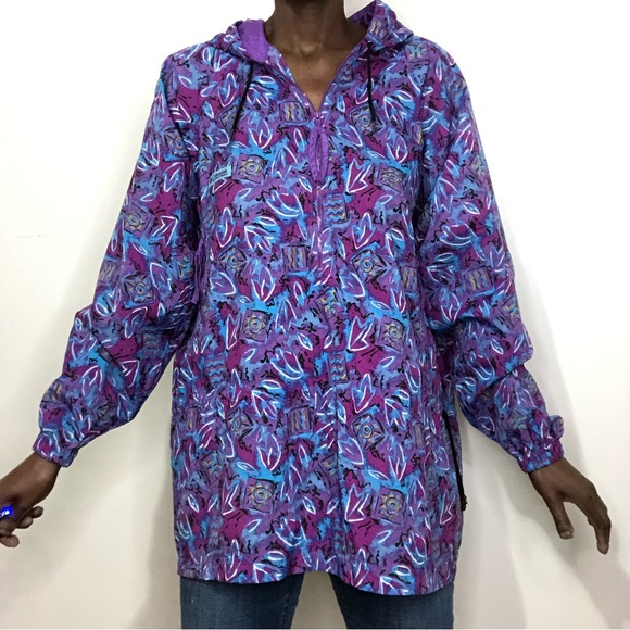 VINTAGE | COLUMBIA SPORTSWEAR Graphic Print Nylon Windbreaker